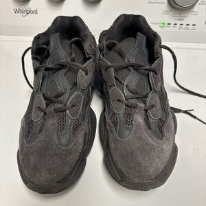 Yeezy Dark Gray Athletic Shoes-adidas yeezy 500 granite